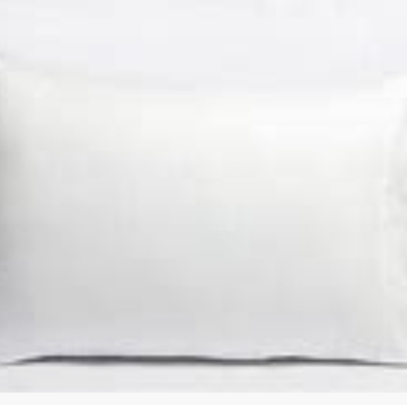 **SALE**Serta White Pillowcase nwot - Picture 1 of 2